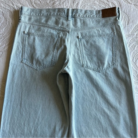 NWT - Madewell - Low-Rise Superwide-Leg Jeans - Nye Wash - Picture 10 of 13